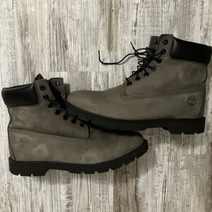 Timberland Classic 6” Boots - Waterproof, Nubuck
